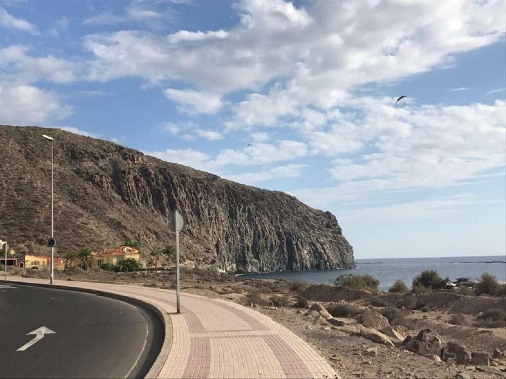 Los Angelitos Los Cristianos  Luaran gambar